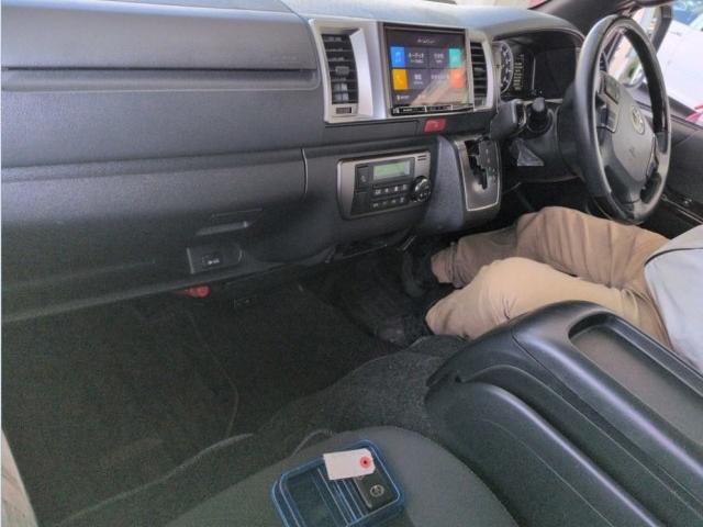 Ref:AUX-23019835 TOYOTA HIACE VAN 2021 4 Ref:AUX-23019835 TOYOTA HIACE VAN 2021 - Image 4