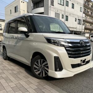2023 Toyota Roomy pearl gasoline used car Japan export