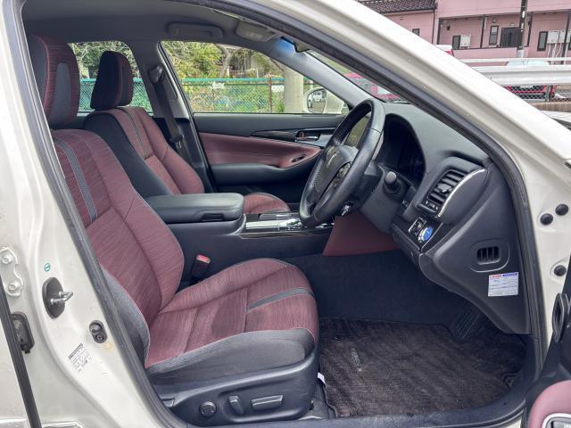 Ref:AUX-23020062 TOYOTA CROWN HYBRID 2013 6 Ref:AUX-23020062 TOYOTA CROWN HYBRID 2013 - Image 6