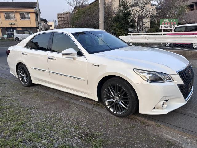 Ref:AUX-23020062 TOYOTA CROWN HYBRID 2013 1 2013 Toyota Crown Hybrid pearl hybrid used car Japan export