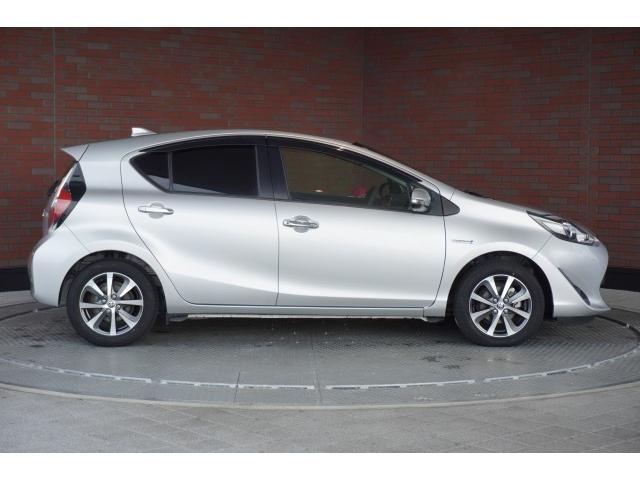 Ref:AUX-23020089 TOYOTA AQUA 2019 4 Ref:AUX-23020089 TOYOTA AQUA 2019 - Image 4