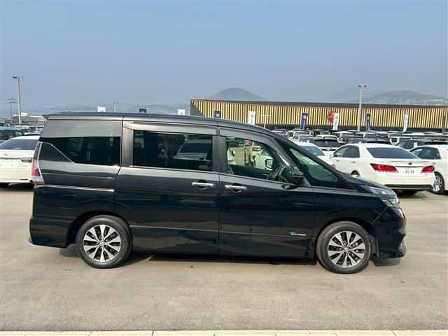 Ref:AUX-23027712 NISSAN SERENA 2017 10 Ref:AUX-23027712 NISSAN SERENA 2017 - Image 10