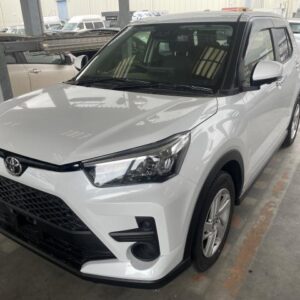 2023 Toyota Raize pearl gasoline used car Japan export