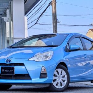 2012 Toyota Aqua blue hybrid used car Japan export