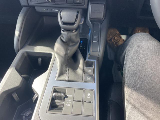 Ref:AUX-23034885 TOYOTA LAND CRUISER 250 2025 17 Ref:AUX-23034885 TOYOTA LAND CRUISER 250 2025 - Image 17