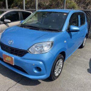 2018 Toyota Passo blue gasoline used car Japan export