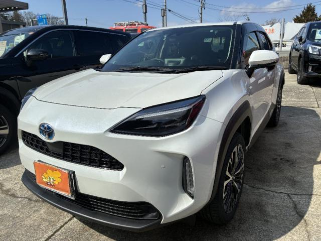 Ref:AUX-23035516 TOYOTA YARIS CROSS 2021 1 2021 Toyota Yaris Cross pearl gasoline used car Japan export