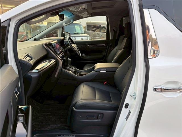 Ref:AUX-23035569 TOYOTA ALPHARD 2019 12 Ref:AUX-23035569 TOYOTA ALPHARD 2019 - Image 12