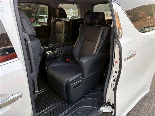 Ref:AUX-23035569 TOYOTA ALPHARD 2019 15 Ref:AUX-23035569 TOYOTA ALPHARD 2019 - Image 15