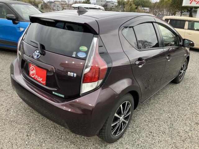 Ref:AUX-23035717 TOYOTA AQUA 2015 4 Ref:AUX-23035717 TOYOTA AQUA 2015 - Image 4