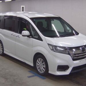2021 Honda Stepwagon Spada pearl gasoline used car Japan export