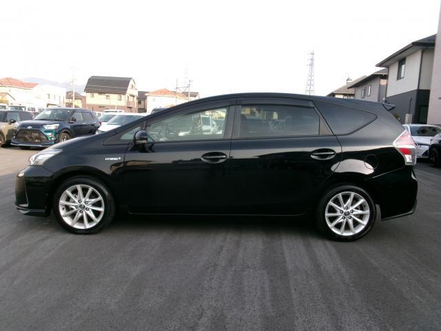 Ref:AUX-23039642 TOYOTA PRIUS ALPHA 2015 11 Ref:AUX-23039642 TOYOTA PRIUS ALPHA 2015 - Image 11
