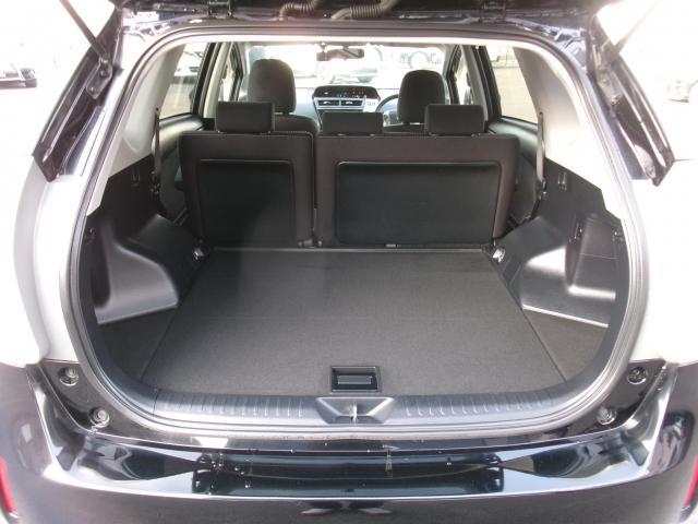 Ref:AUX-23039642 TOYOTA PRIUS ALPHA 2015 19 Ref:AUX-23039642 TOYOTA PRIUS ALPHA 2015 - Image 19