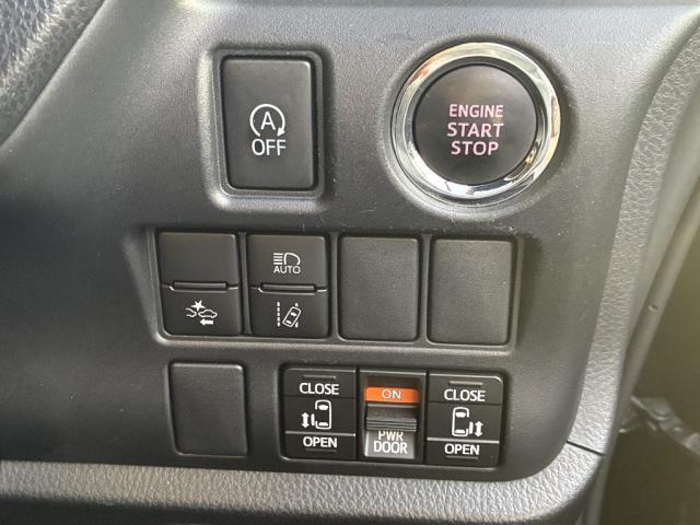 Ref:AUX-23039824 TOYOTA VOXY 2018 20 Ref:AUX-23039824 TOYOTA VOXY 2018 - Image 20