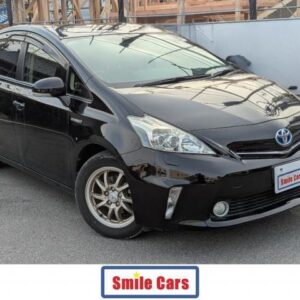2014 Toyota Prius Alpha black hybrid used car Japan export