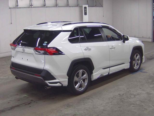 Ref:AUX-23040005 TOYOTA RAV4 2021 5 Ref:AUX-23040005 TOYOTA RAV4 2021 - Image 5
