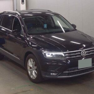 2020 Volkswagen Tiguan black gasoline used car Japan export