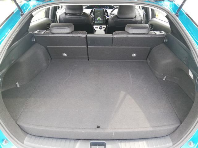 Ref:AUX-23052084 TOYOTA PRIUS PHV 2017 13 Ref:AUX-23052084 TOYOTA PRIUS PHV 2017 - Image 13