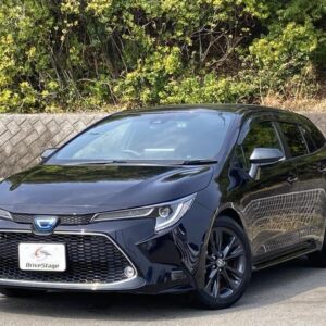 2020 Toyota Corolla Touring black hybrid used car Japan export