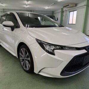 2021 Toyota Corolla Touring pearl gasoline used car Japan export