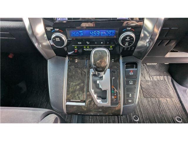 Ref:AUX-23054978 TOYOTA ALPHARD 2016 12 Ref:AUX-23054978 TOYOTA ALPHARD 2016 - Image 12