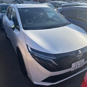 2025 Nissan Aura pearl hybrid used car Japan export