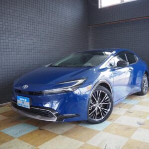 2023 Toyota Prius blue gasoline used car Japan export