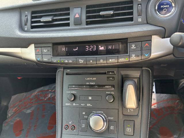 Ref:AUX-23055957 LEXUS CT 2016 17 Ref:AUX-23055957 LEXUS CT 2016 - Image 17