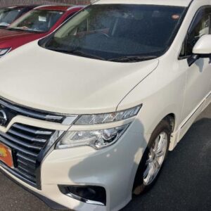 2017 Nissan Elgrand pearl gasoline used car Japan export