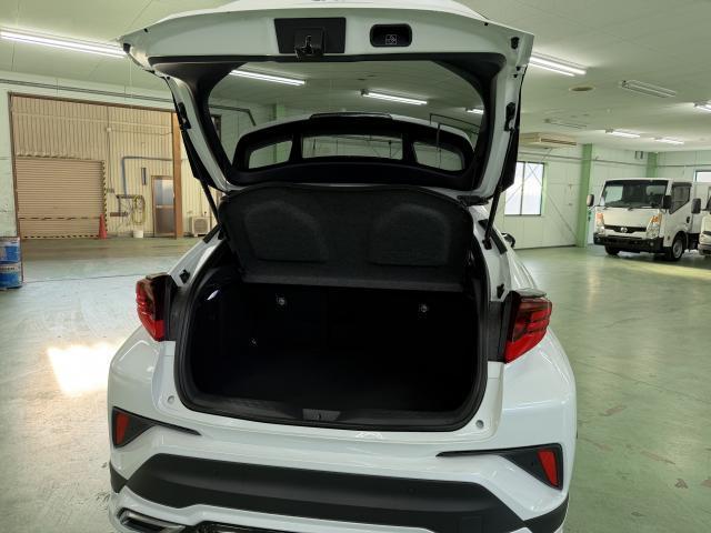 Ref:AUX-23059916 TOYOTA C-HR 2022 19 Ref:AUX-23059916 TOYOTA C-HR 2022 - Image 19