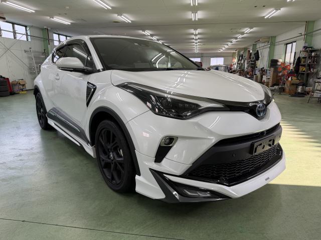 Ref:AUX-23059916 TOYOTA C-HR 2022 1 2022 Toyota C-Hr pearl gasoline used car Japan export