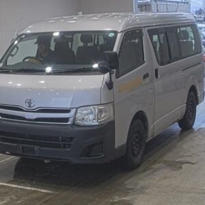 2013 Toyota Hiace Wagon silver gasoline used car Japan export
