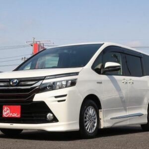 2014 Toyota Voxy pearl gasoline used car Japan export