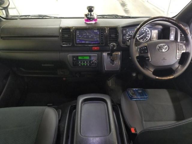 Ref:AUX-23060155 TOYOTA HIACE VAN 2021 4 Ref:AUX-23060155 TOYOTA HIACE VAN 2021 - Image 4