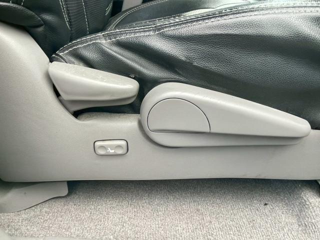 Ref:AUX-23060536 TOYOTA HILUX SURF 2006 13 Ref:AUX-23060536 TOYOTA HILUX SURF 2006 - Image 13