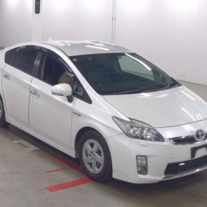 2011 Toyota Prius pearl gasoline used car Japan export
