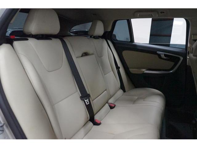 Ref:AUX-23068521 VOLVO V60 2016 13 Ref:AUX-23068521 VOLVO V60 2016 - Image 13