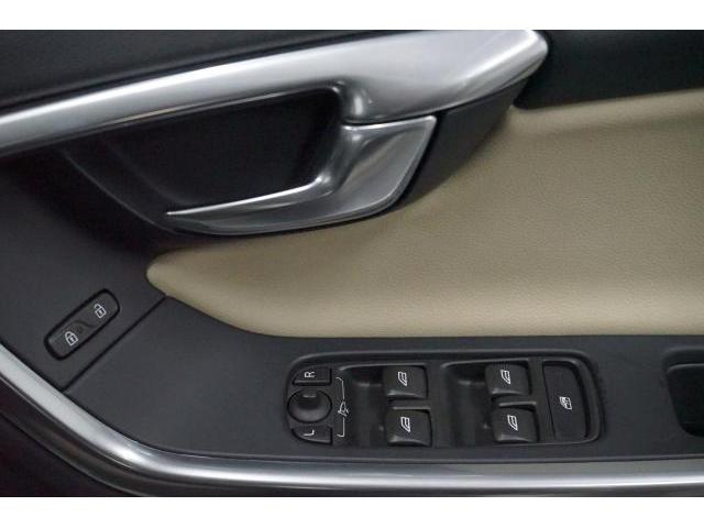 Ref:AUX-23068521 VOLVO V60 2016 4 Ref:AUX-23068521 VOLVO V60 2016 - Image 4