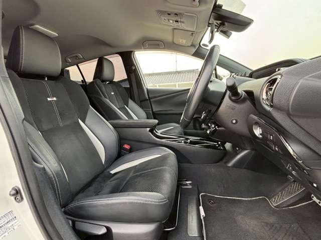 Ref:AUX-23072674 TOYOTA PRIUS PHV 2018 6 Ref:AUX-23072674 TOYOTA PRIUS PHV 2018 - Image 6