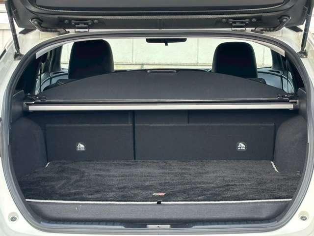 Ref:AUX-23072674 TOYOTA PRIUS PHV 2018 10 Ref:AUX-23072674 TOYOTA PRIUS PHV 2018 - Image 10