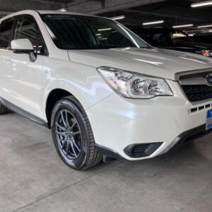 2013 Subaru Forester pearl gasoline used car Japan export