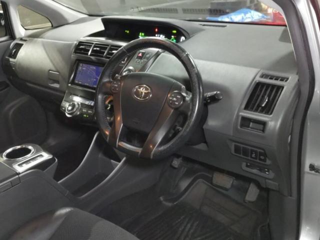 Ref:AUX-23074675 TOYOTA PRIUS ALPHA 2013 3 Ref:AUX-23074675 TOYOTA PRIUS ALPHA 2013 - Image 3