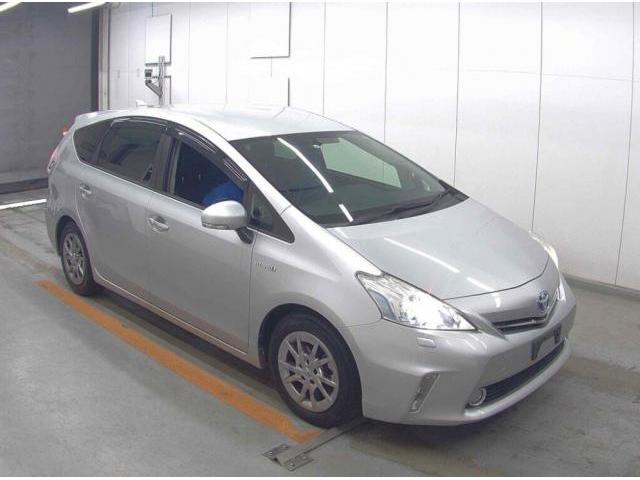 Ref:AUX-23074675 TOYOTA PRIUS ALPHA 2013 4 Ref:AUX-23074675 TOYOTA PRIUS ALPHA 2013 - Image 4