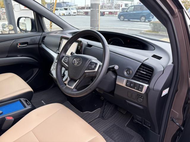 Ref:AUX-23075214 TOYOTA ESTIMA 2016 10 Ref:AUX-23075214 TOYOTA ESTIMA 2016 - Image 10