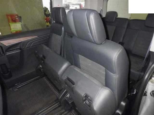 Ref:AUX-23075268 MITSUBISHI DELICA D:5 2022 5 Ref:AUX-23075268 MITSUBISHI DELICA D:5 2022 - Image 5