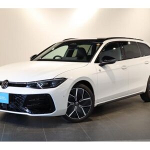 2025 Volkswagen Passat white hybrid used car Japan export