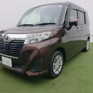 2018 Toyota Roomy tea gasoline used car Japan export