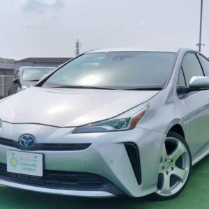 2020 Toyota Prius silver hybrid used car Japan export