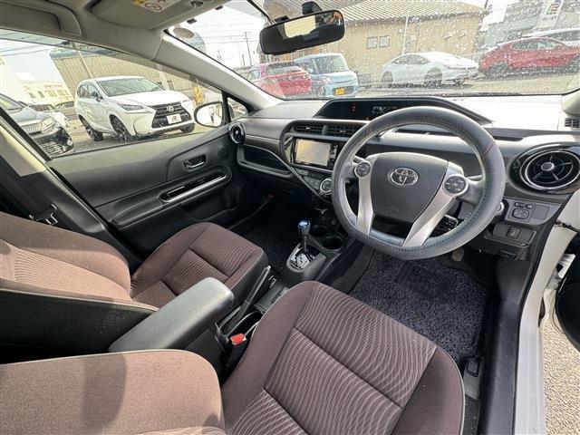 Ref:AUX-23080040 TOYOTA AQUA 2015 15 Ref:AUX-23080040 TOYOTA AQUA 2015 - Image 15