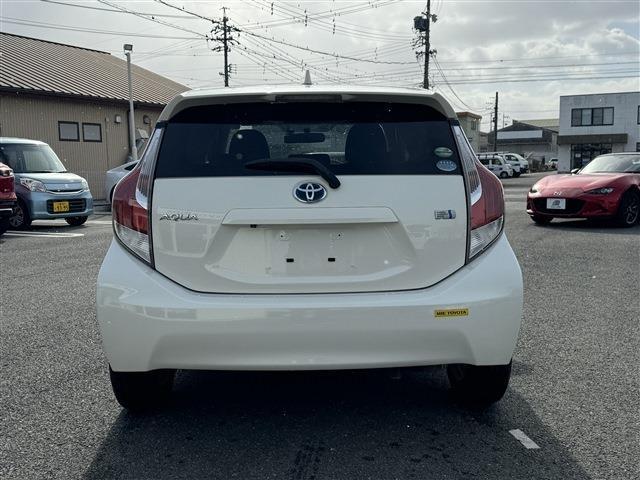 Ref:AUX-23080040 TOYOTA AQUA 2015 5 Ref:AUX-23080040 TOYOTA AQUA 2015 - Image 5